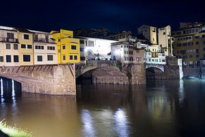 Xtrallusion offers characteristic Bed and Breakfast, B&B, Guest House, Hotel, Albergo and Country Lodge accommodation in Italy. Plus independent self-guided Walking, Adventure, Activity, Skiing and Paragliding Holiday itineraries on the Italian Rivieras, in the Italian Lakes, in the Italian Alps and in some of the most beautiful corners of Italy.